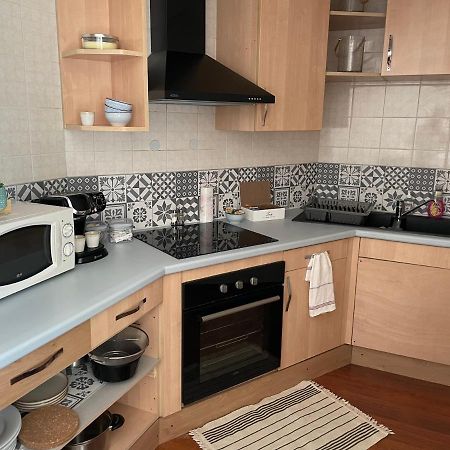 Appartement 2 Chambres Avec Parking Prive Gratuit Dijon Exteriör bild