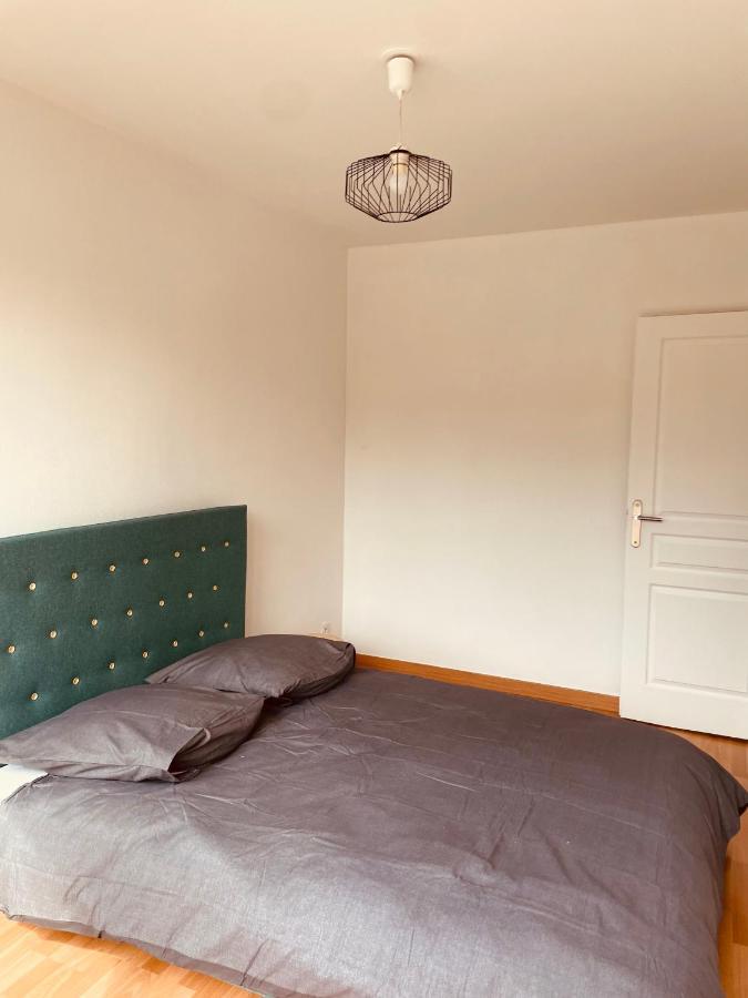 Appartement 2 Chambres Avec Parking Prive Gratuit Dijon Exteriör bild