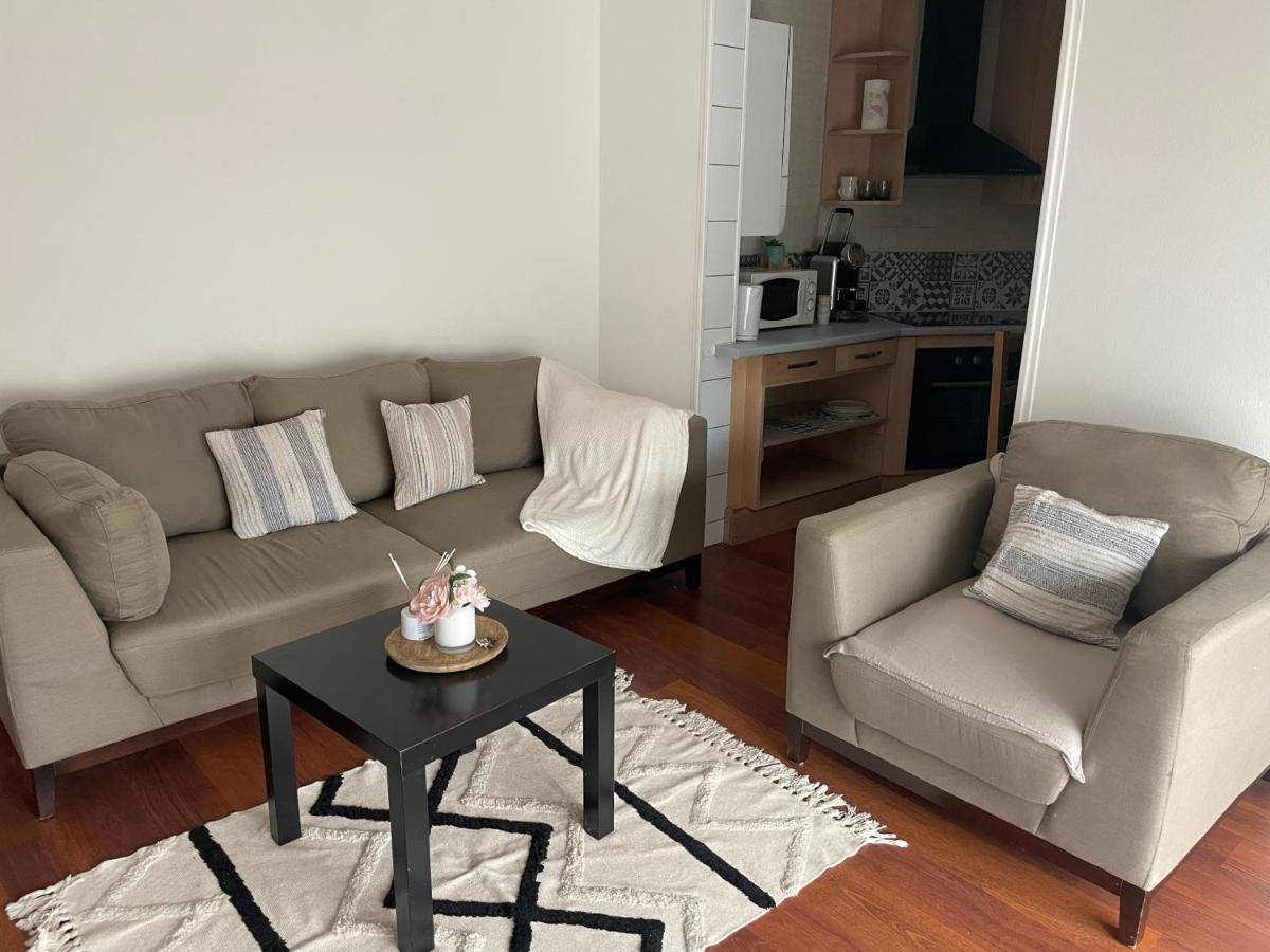 Appartement 2 Chambres Avec Parking Prive Gratuit Dijon Exteriör bild