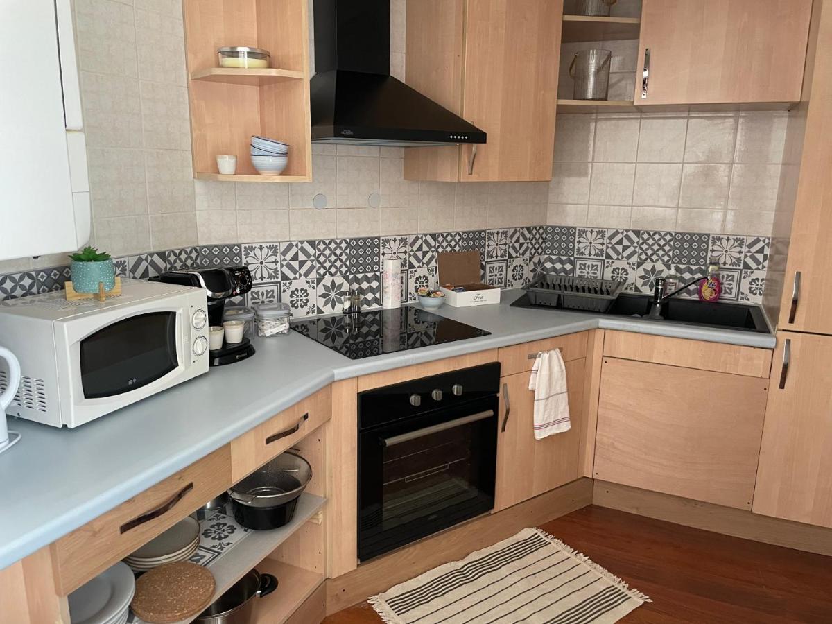 Appartement 2 Chambres Avec Parking Prive Gratuit Dijon Exteriör bild